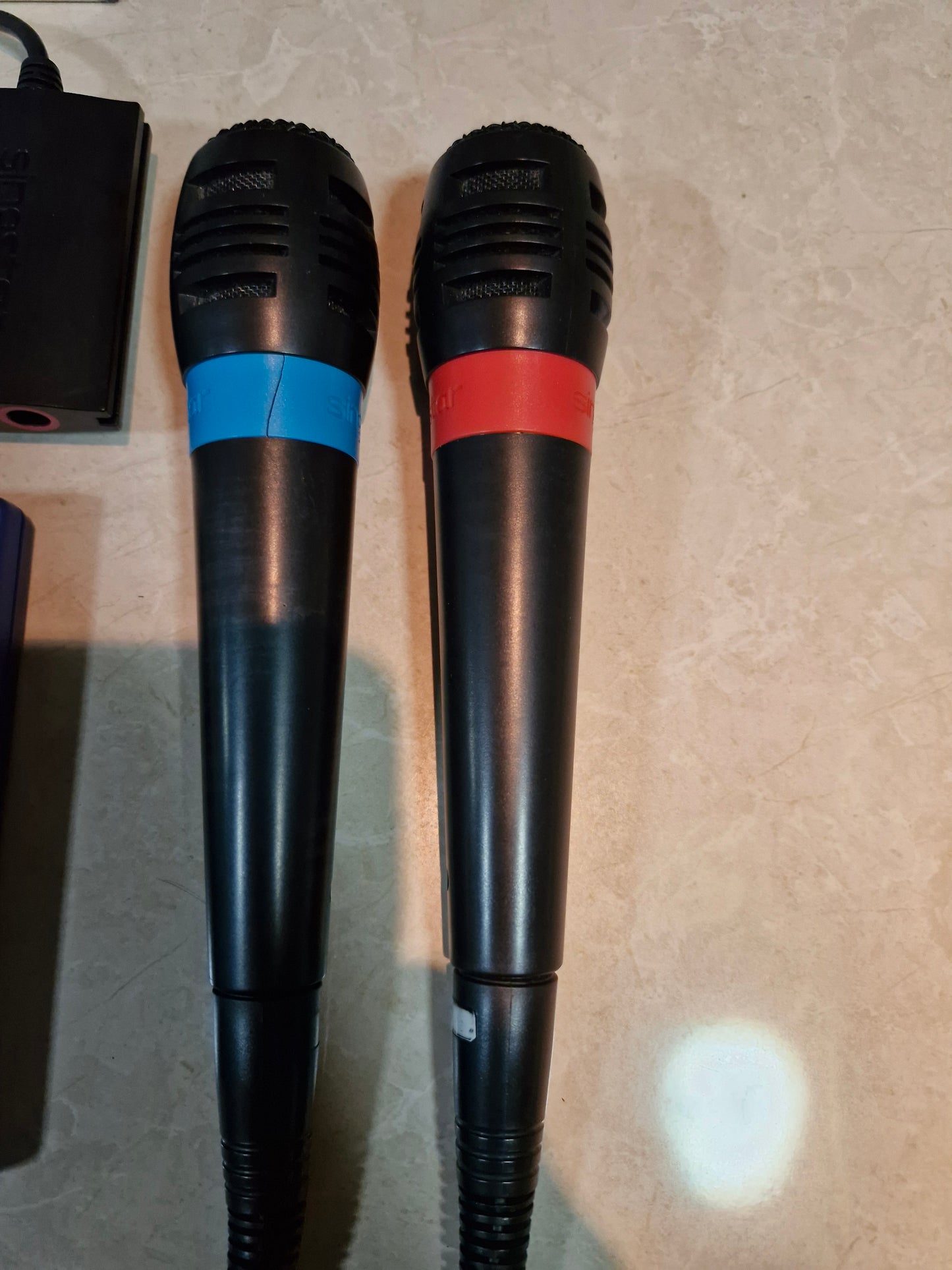 SingStar Bundle (PlayStation 2, PAL) – 5 Games + 2 Microphones + USB Adapter + EyeToy Camera – Sony Computer Entertainment