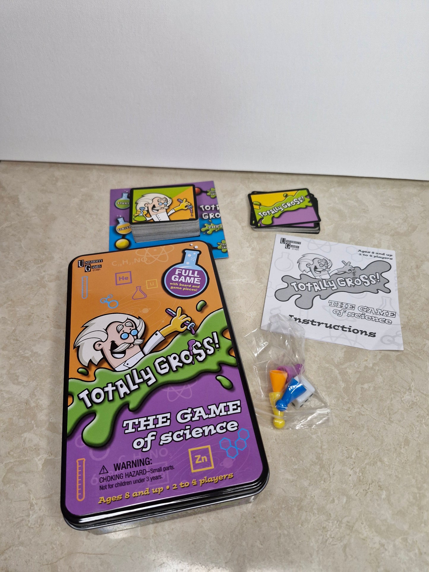 Totally Gross! – The Game of Science (University Games, Tin Edition, 2010, Complete)