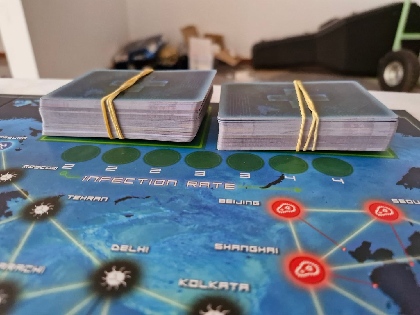 Z-Man Games – Pandemic Board Game | Cooperative Strategy Classic | Complete Set | Matt Leacock Design