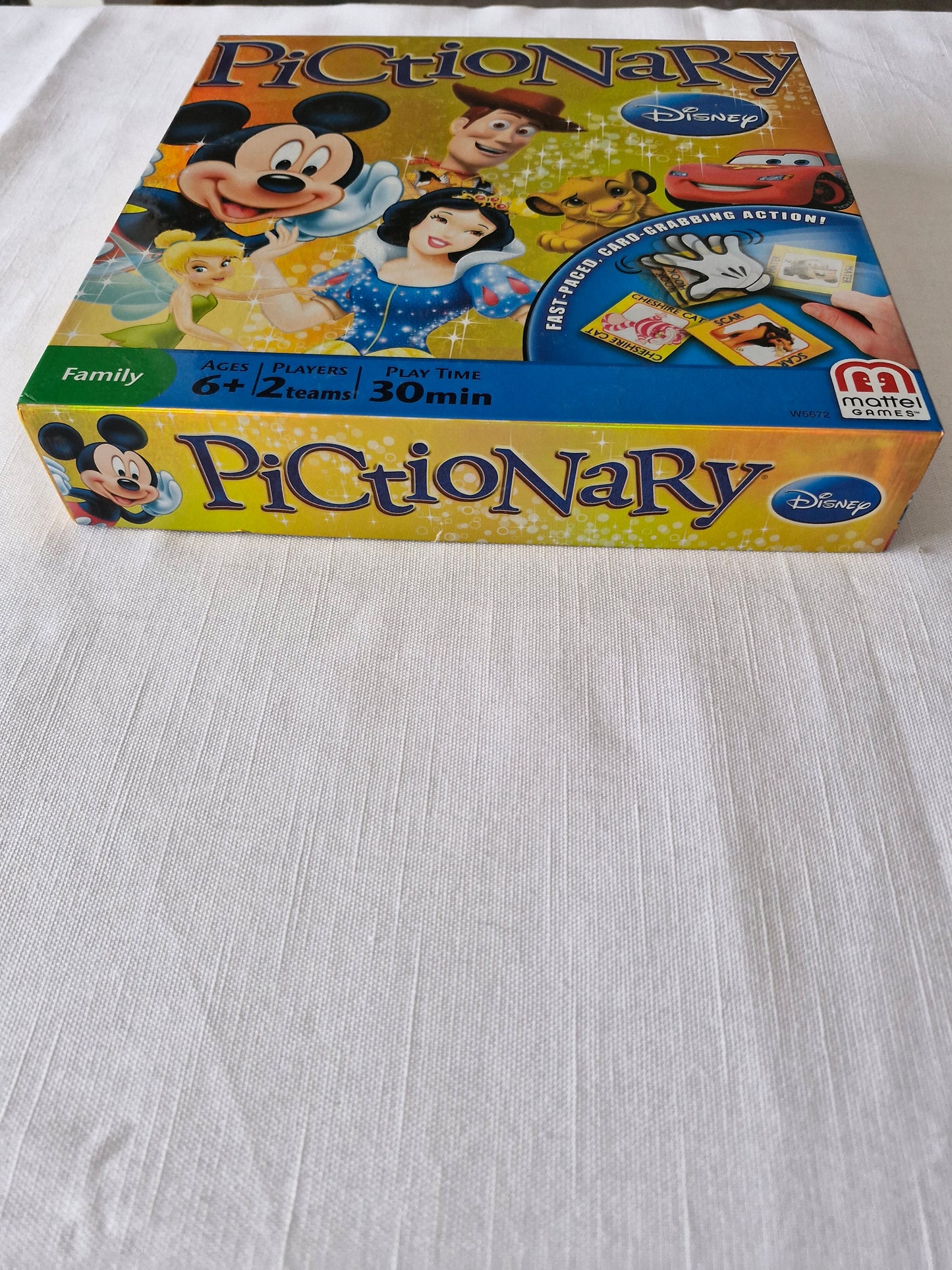 Mattel Disney Pictionary Board Game – Family Edition | Fast-Paced Drawing Party Game | Ages 6+, 2+ Players (2010s Edition)
