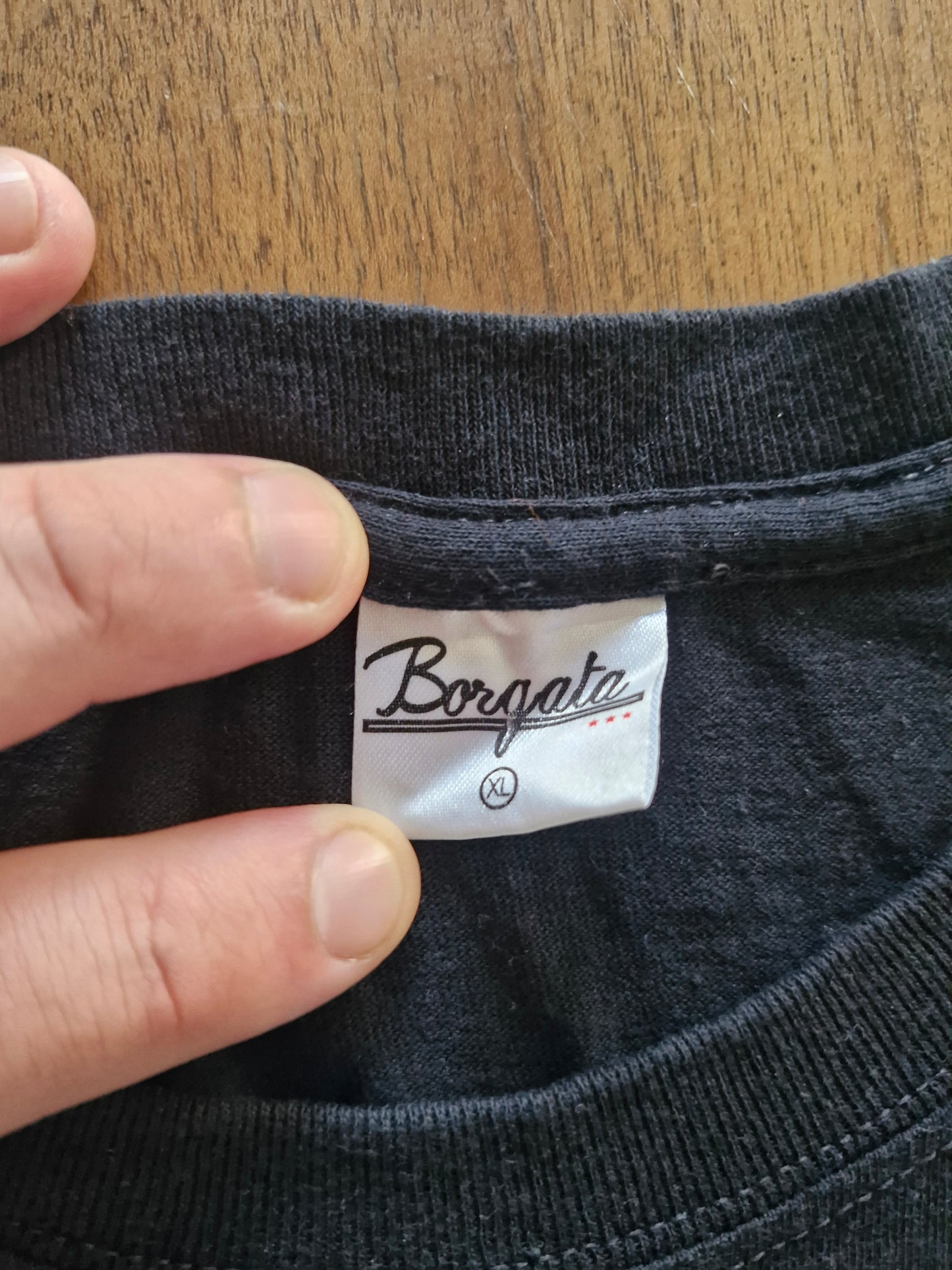 Borgata – Black Pocket T-Shirt with Gold Paisley Print – Size XL (Streetwear)