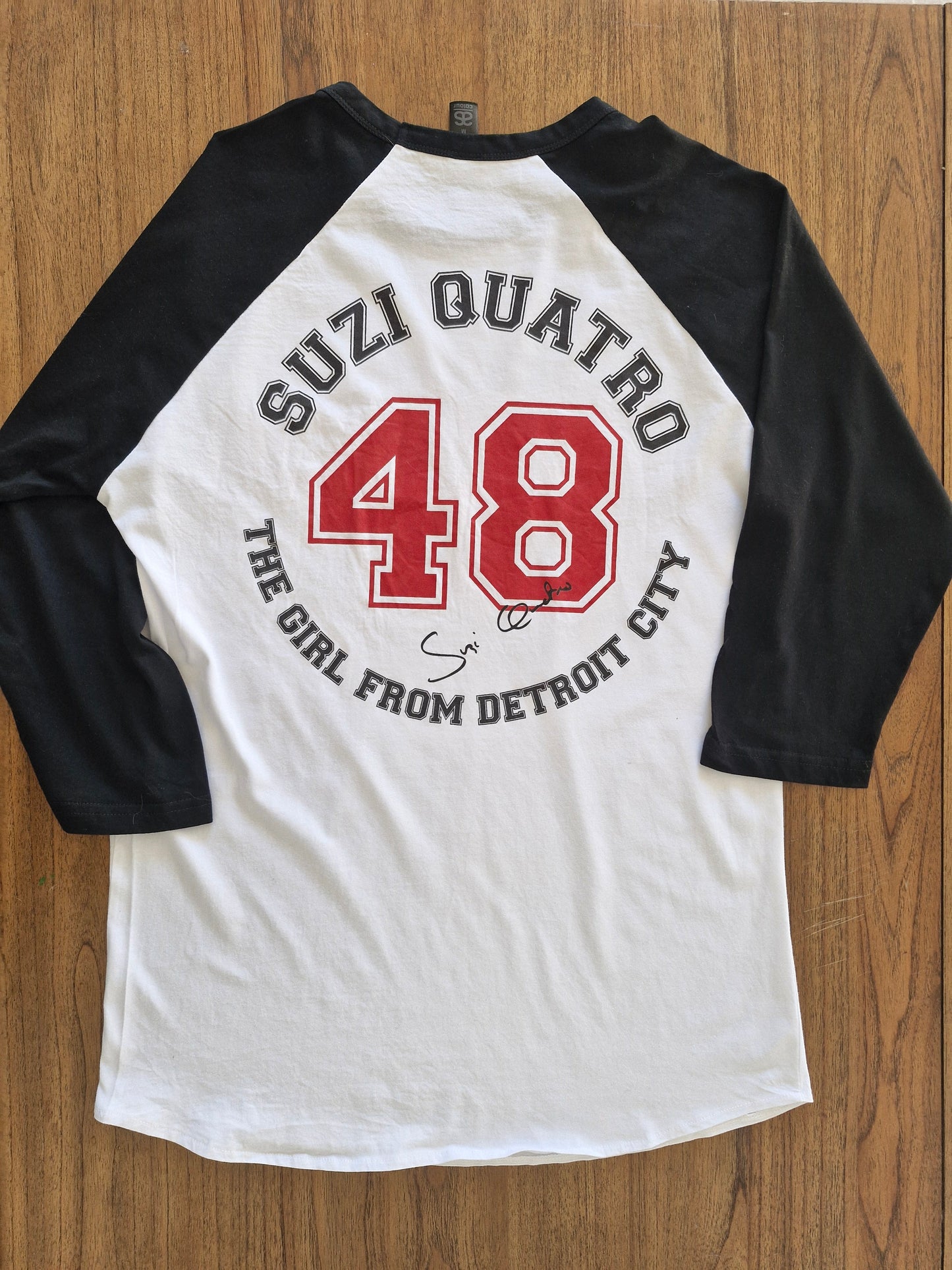 Suzi Quatro Raglan Shirt – The Girl from Detroit City 48 Tour Tee