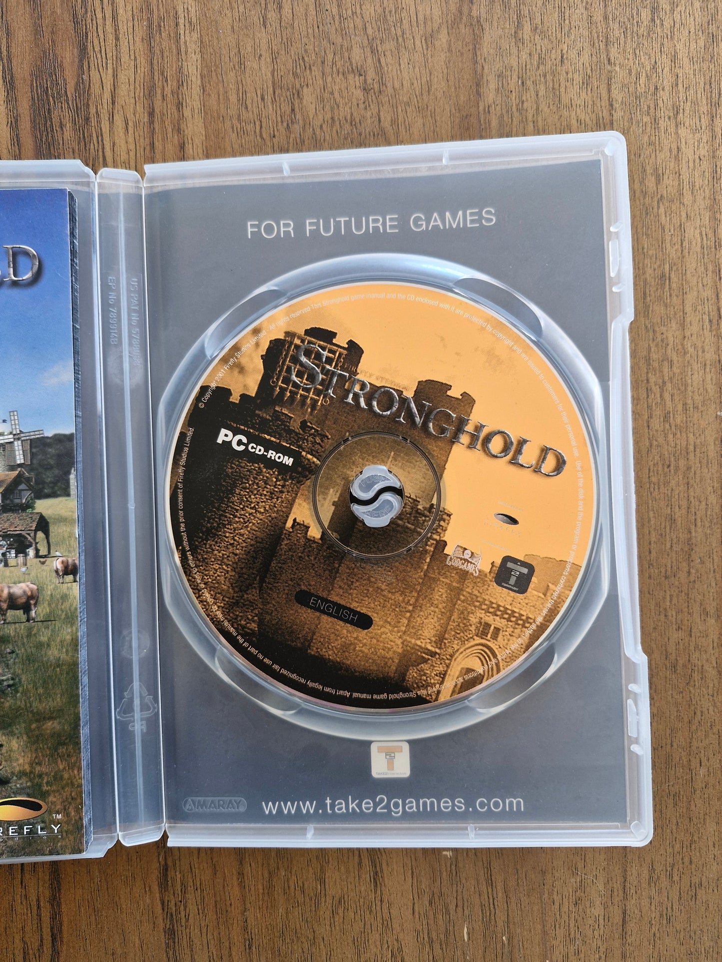 Stronghold PC CD-ROM (2001) – Firefly Studios Castle Strategy Game