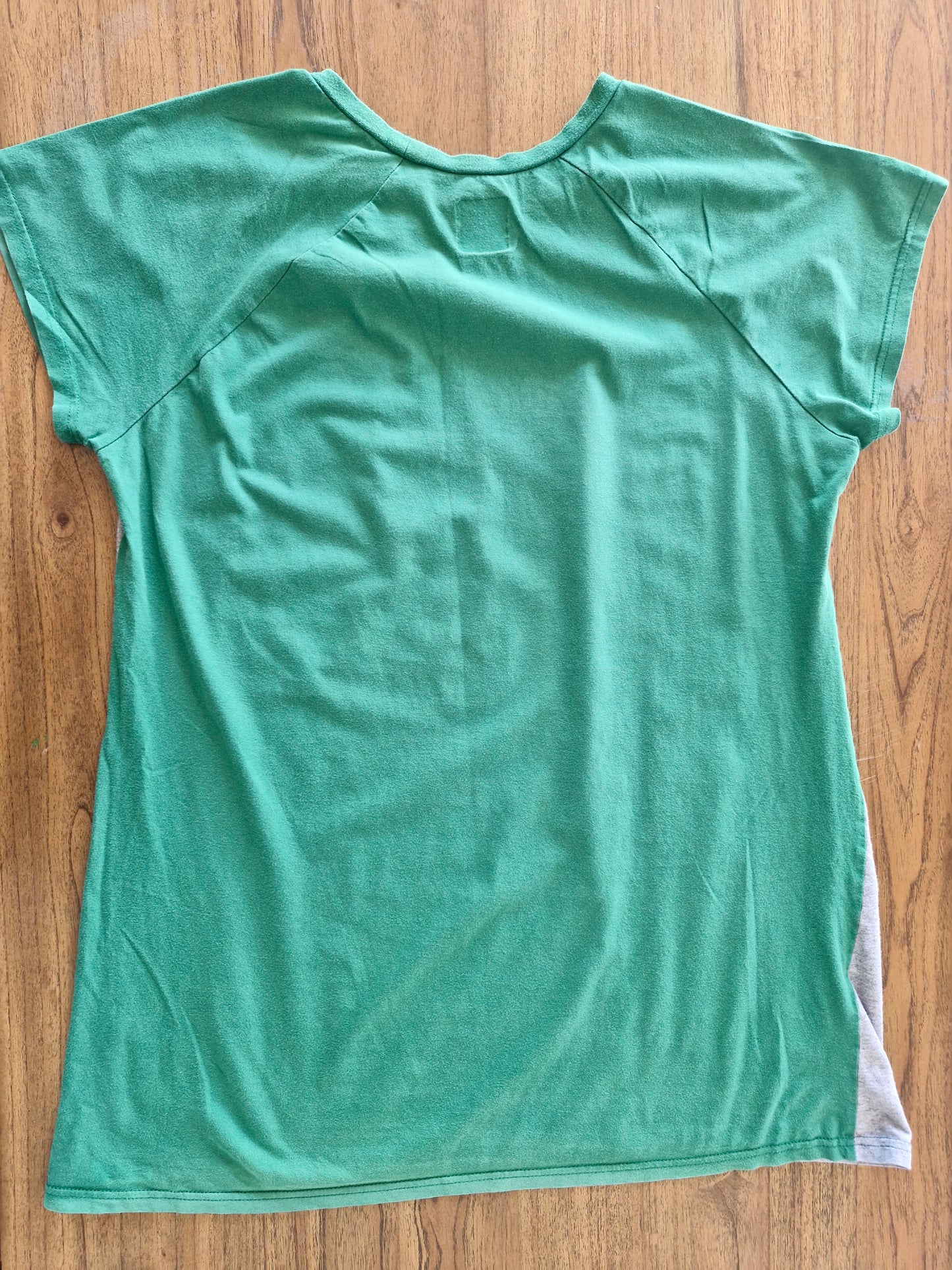 Harry Potter Slytherin Crest Sleep Tee – Women’s Size M