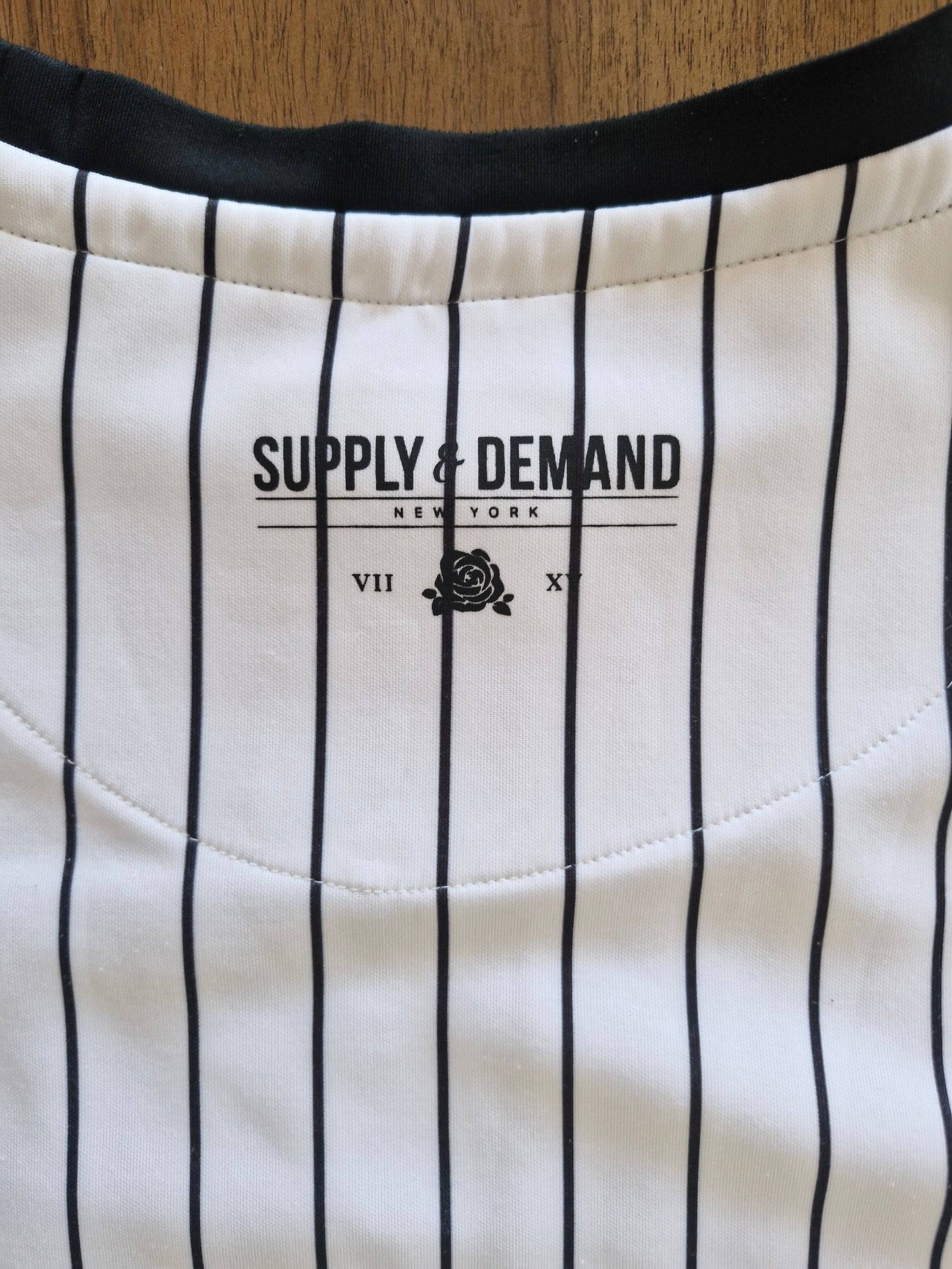 Supply & Demand Saints Pinstripe T-Shirt – Size M