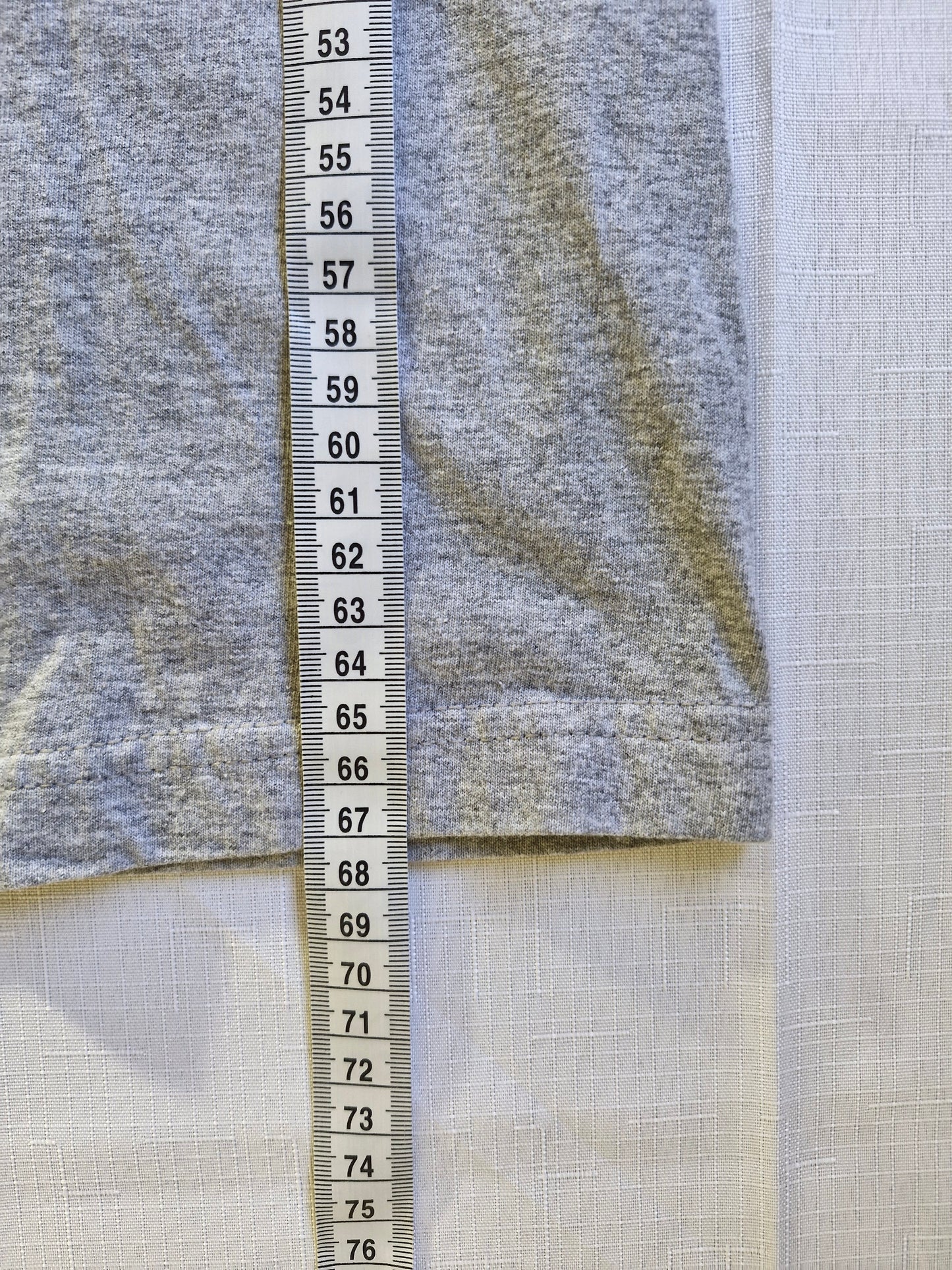 Walt Disney World 2000 Character Graphic Tee – Grey – Size Medium