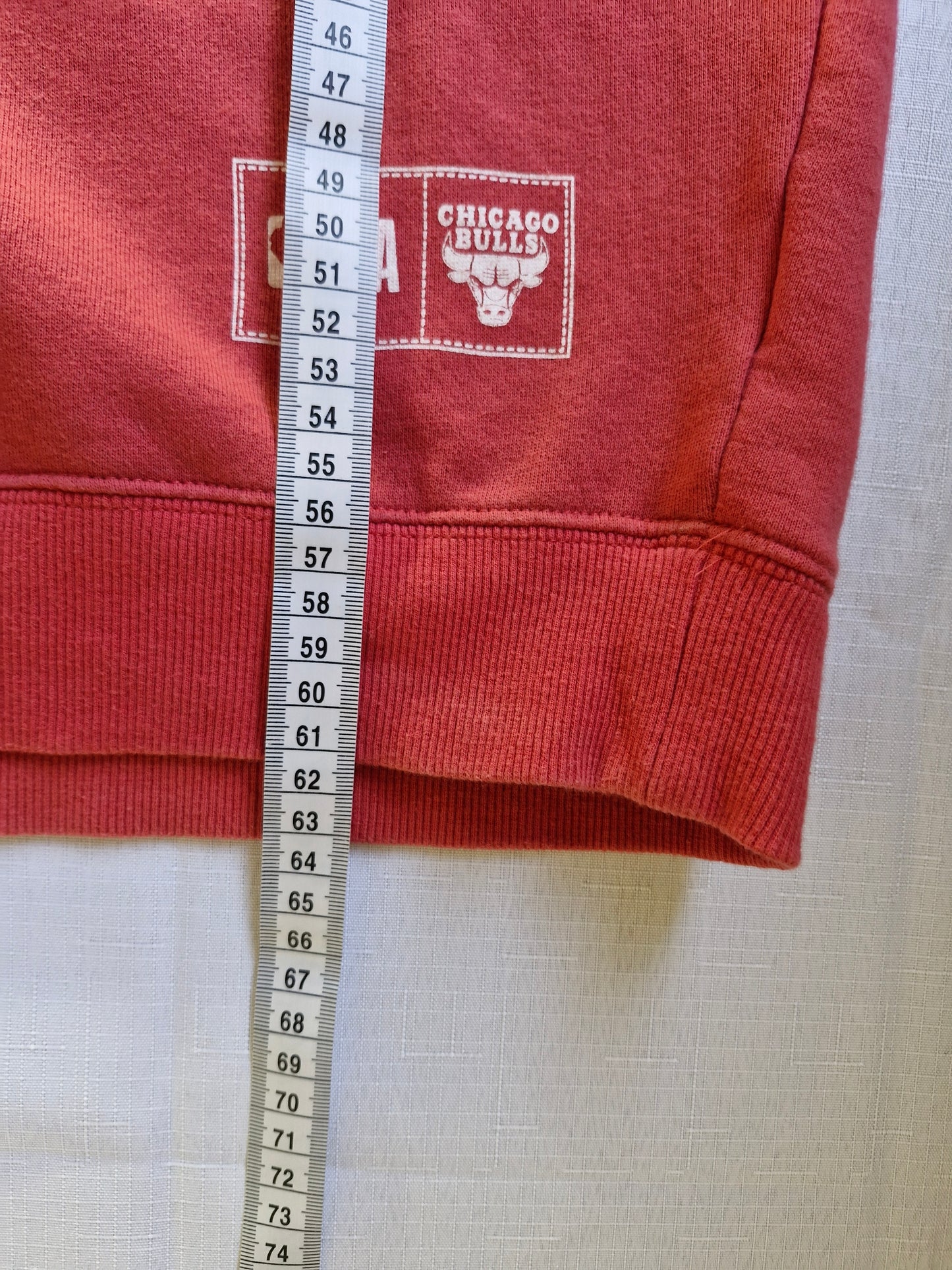 Chicago Bulls NBA Pullover Sweatshirt - Red & Pink - Size Men's Large