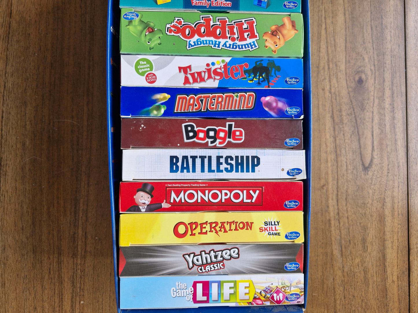 Hasbro Gaming – Family Favourites 12-in-1 Board Game Collection – Classic Mini Editions (Complete Set)