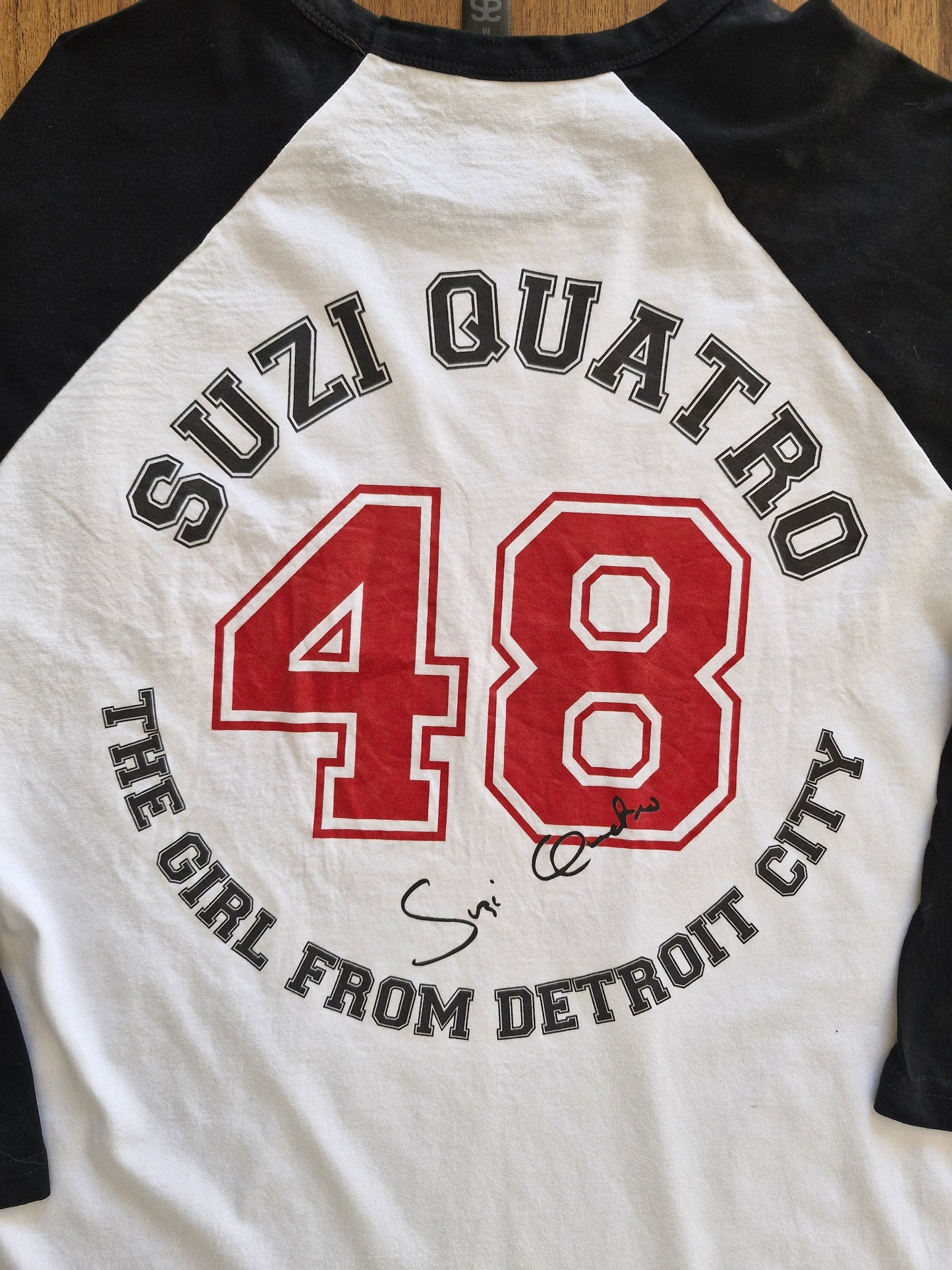 Suzi Quatro Raglan Shirt – The Girl from Detroit City 48 Tour Tee