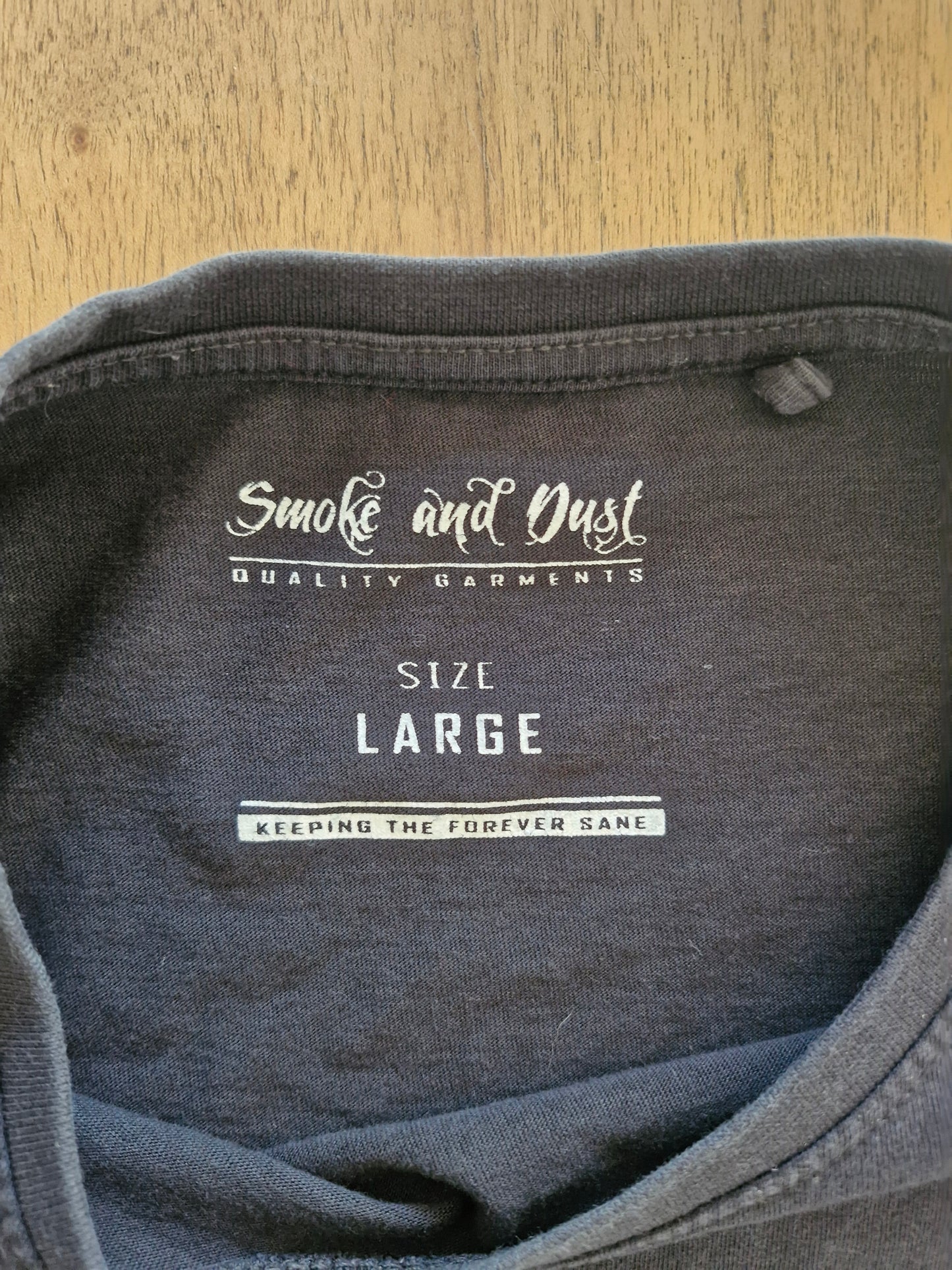Smoke and Dust Pocket T-Shirt | Bandana Sleeve Streetwear | Size L