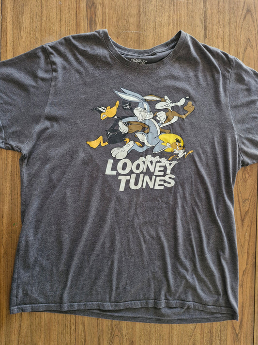 Looney Tunes Characters T-Shirt | Classic Cartoon Tee | Size 4XL