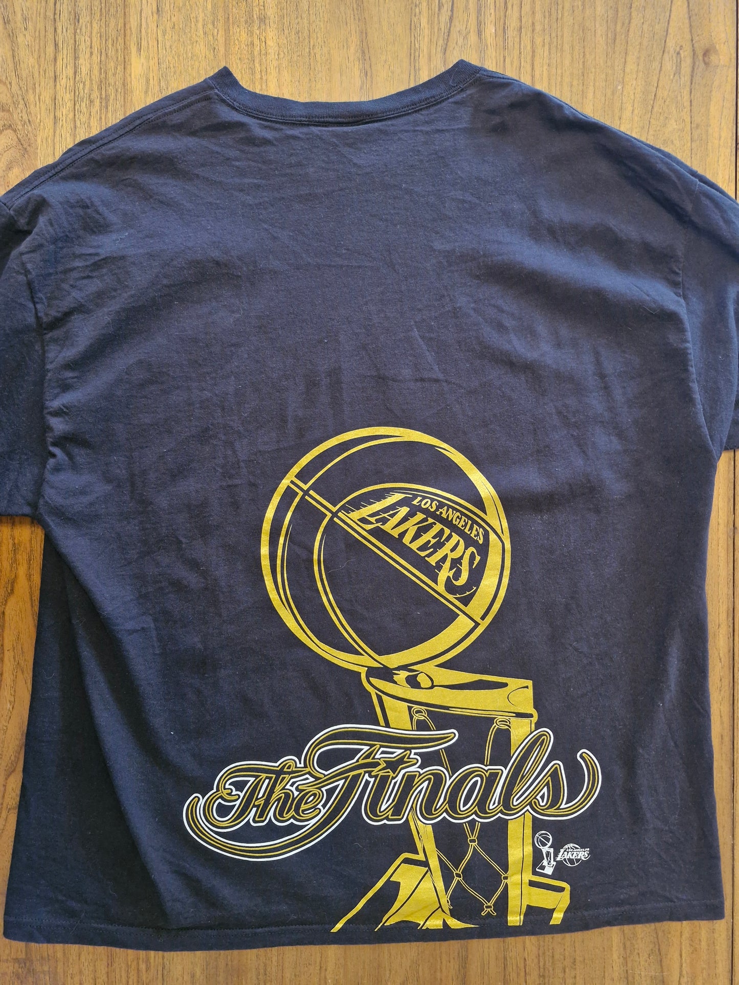 Los Angeles Lakers 2009 NBA Finals Vintage Tee | 2XL Basketball Shirt | Delta Magnum Weight