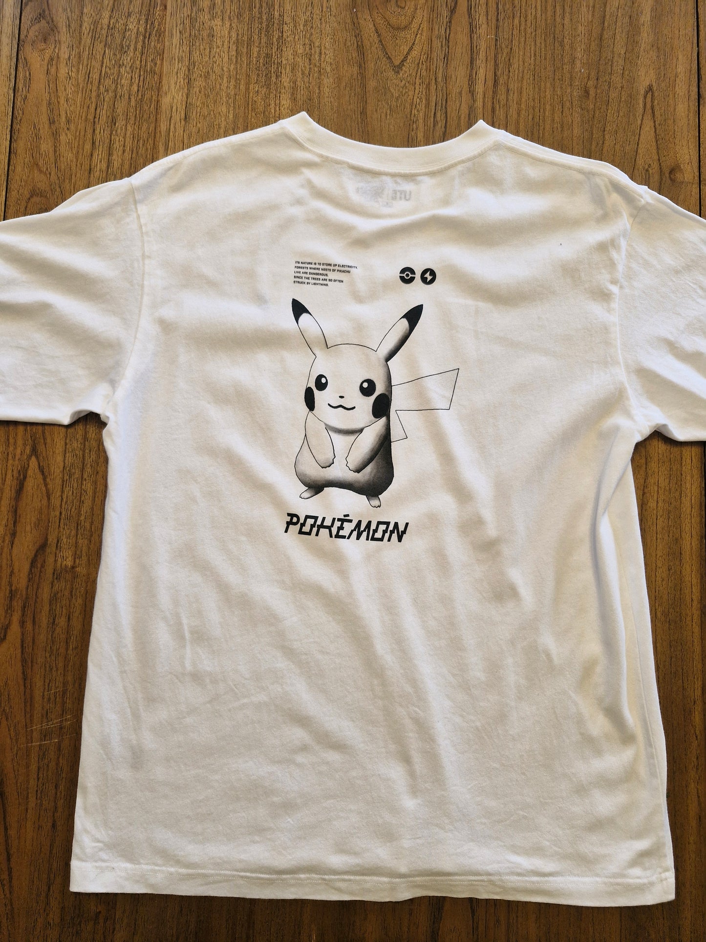 Pokémon Pikachu Graphic T-Shirt – Medium White