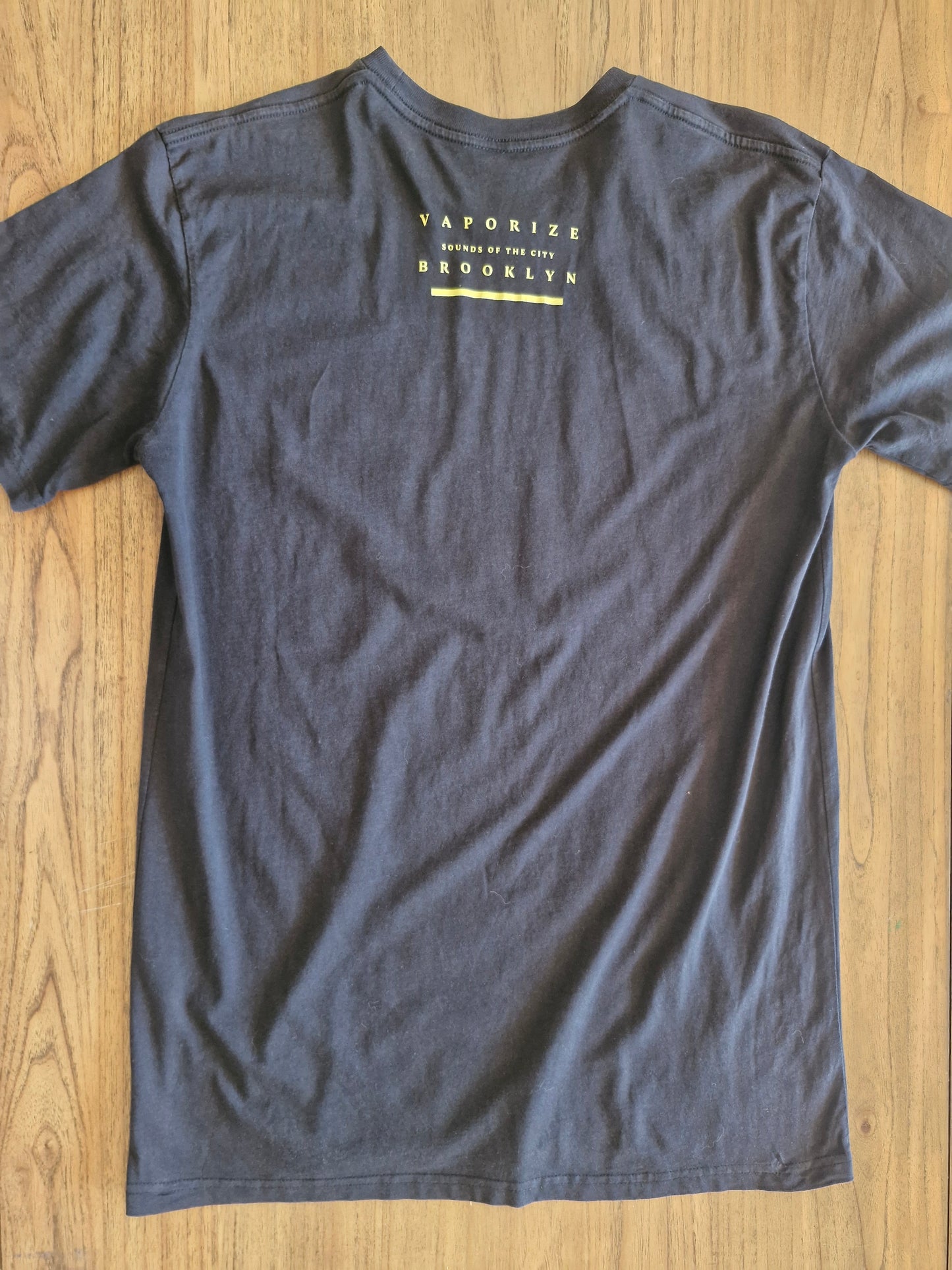 Vaporize Brooklyn Graphic Tee – Large Black