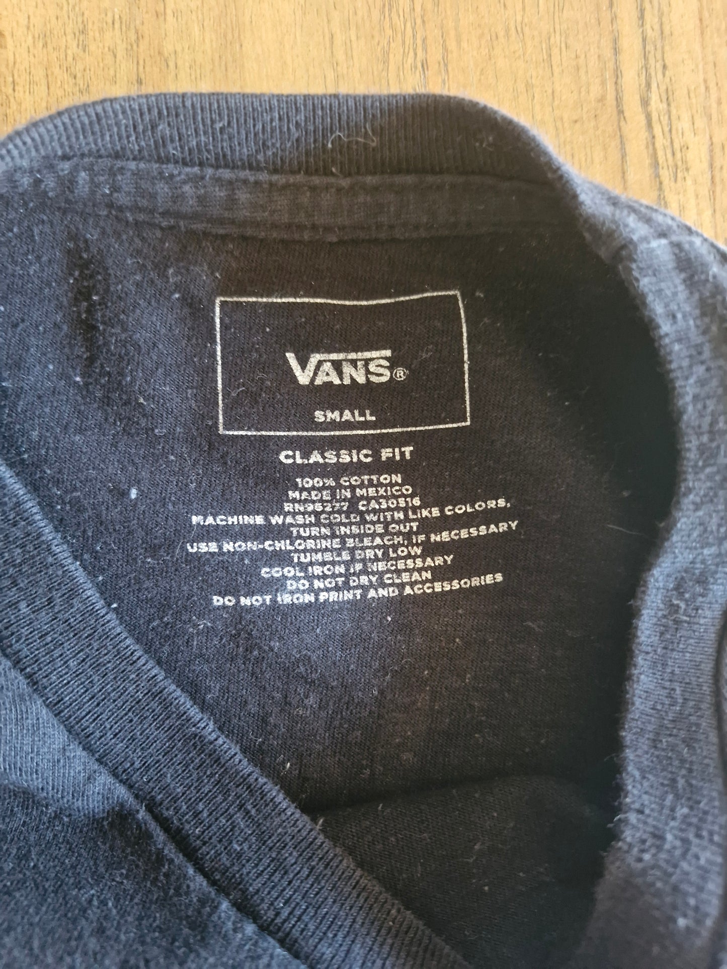 Vans “Off The Wall Since 1966” Long Sleeve T-Shirt – Small Black