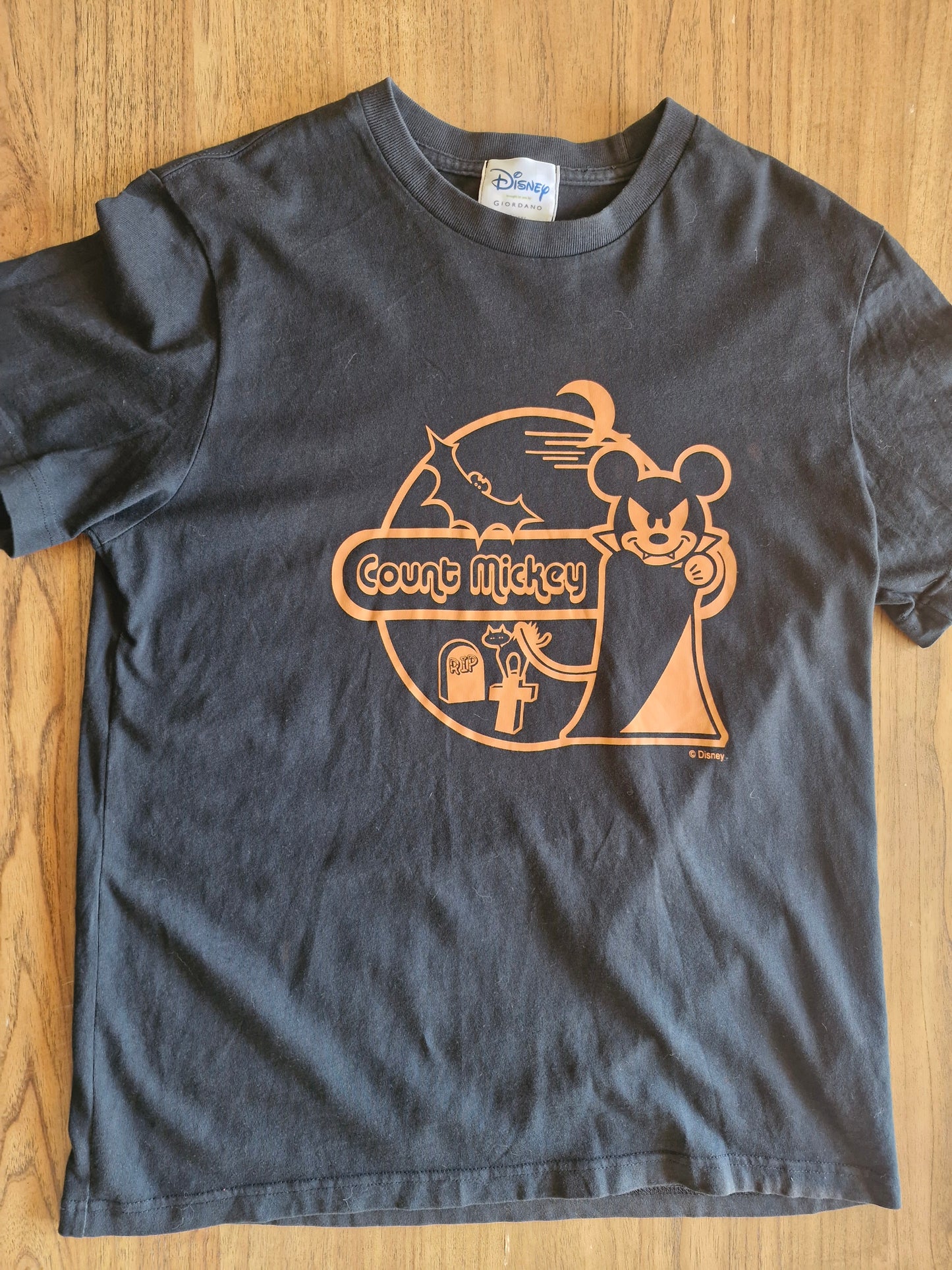 Disney Count Mickey Halloween Graphic T-Shirt – Size M Black