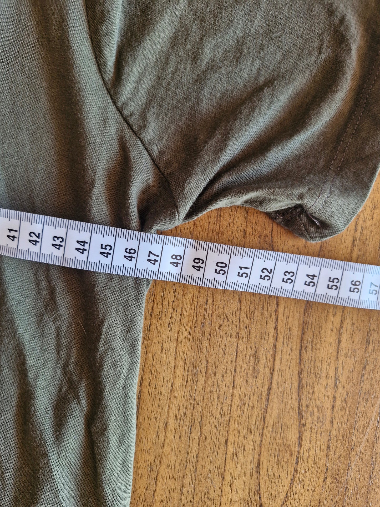 Harry Potter “Slytherin Crest” T-Shirt – Size Small