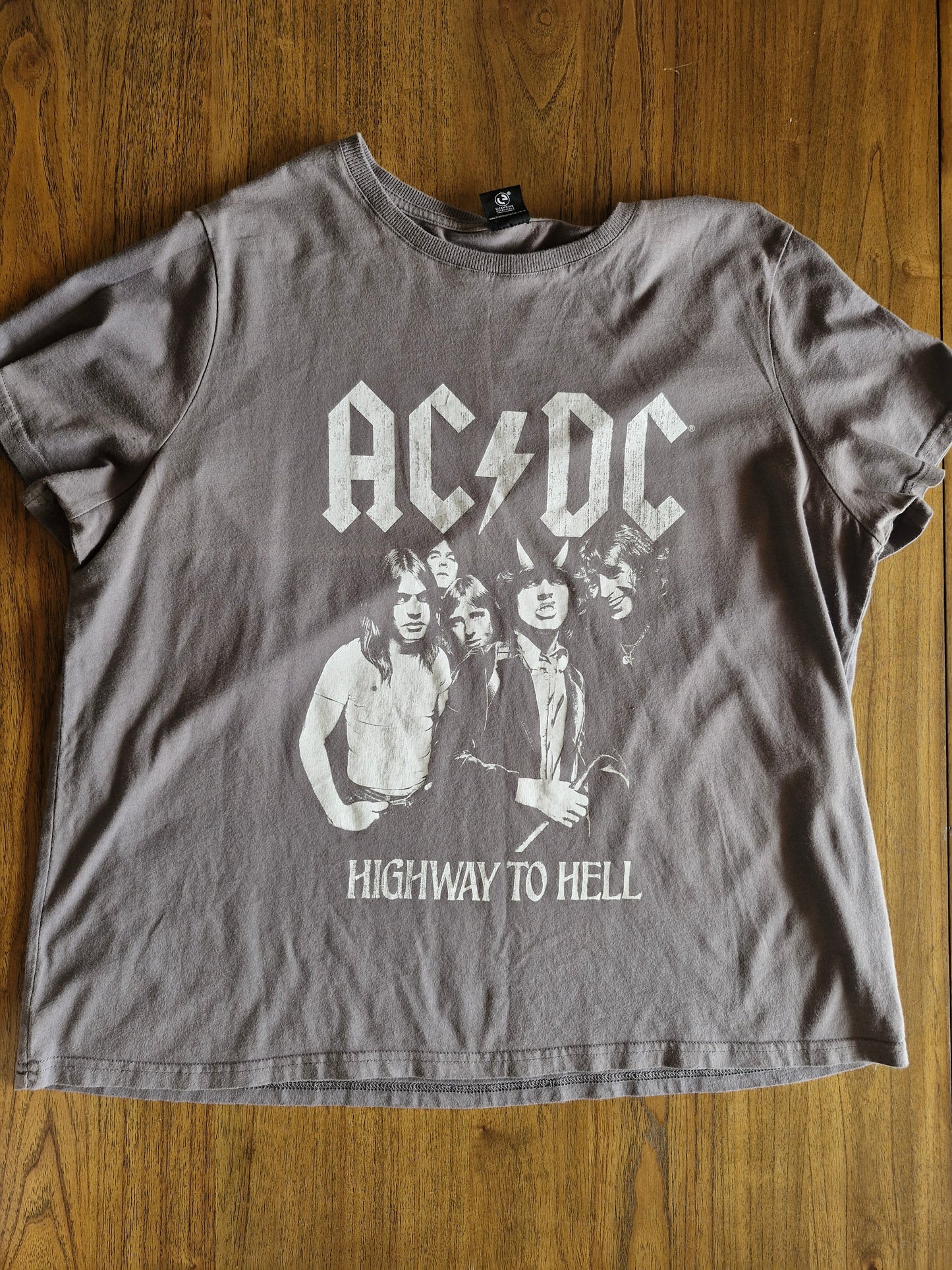 AC/DC Highway to Hell Band Tee – Official Licensed