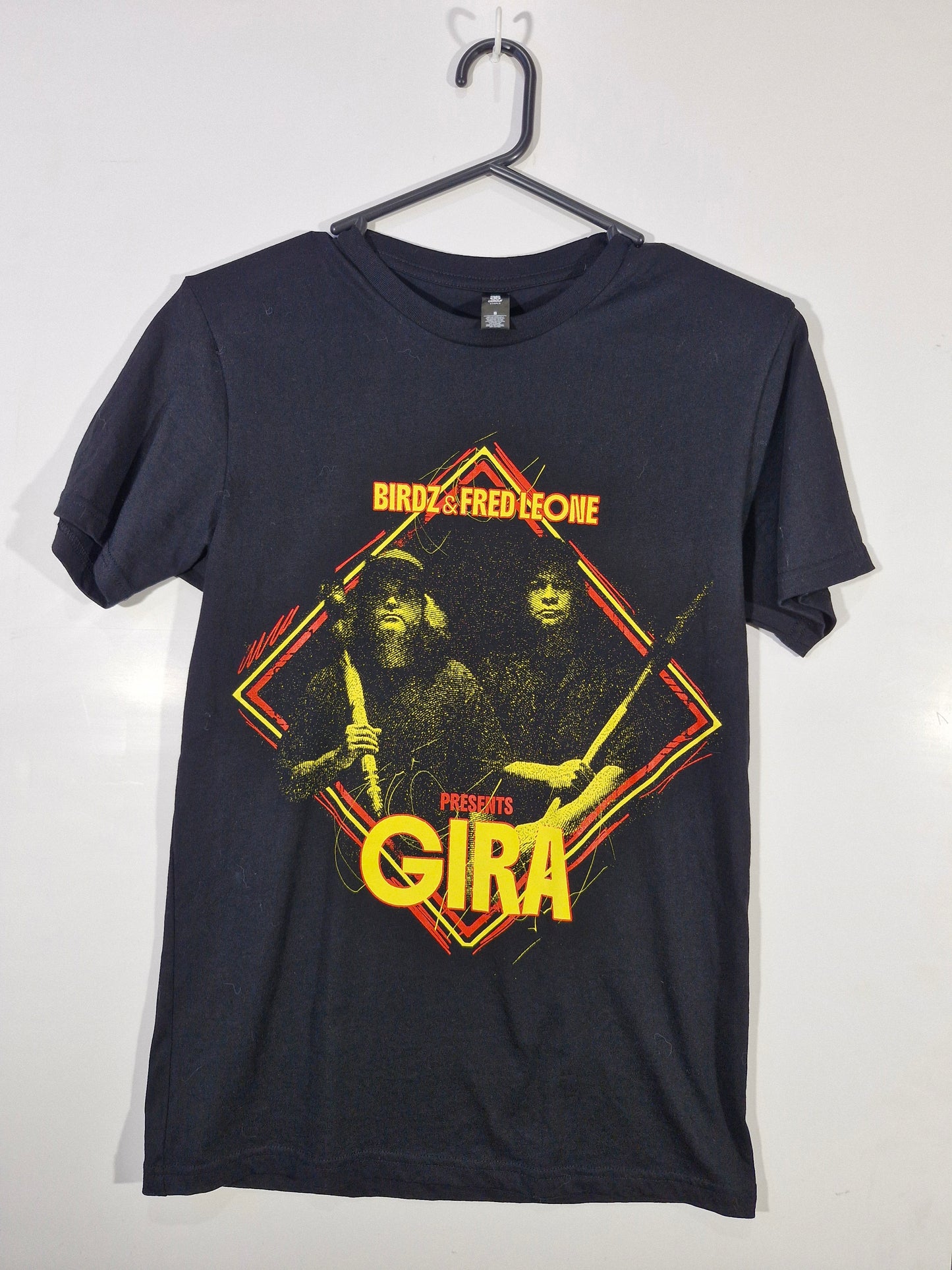 Birdz & Fred Leone Gira Graphic Tee Pre-Owned Men's S Black