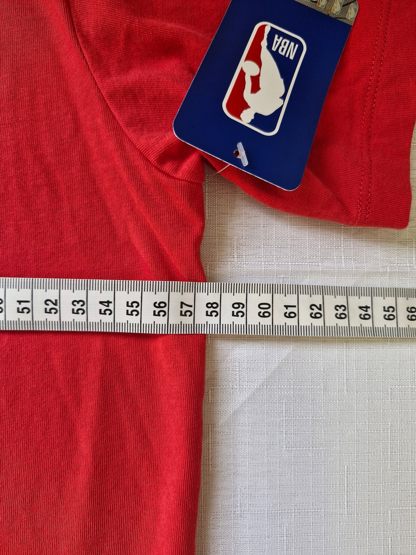 Chicago Bulls NBA Lounge Graphic Tee – Red – Size Small