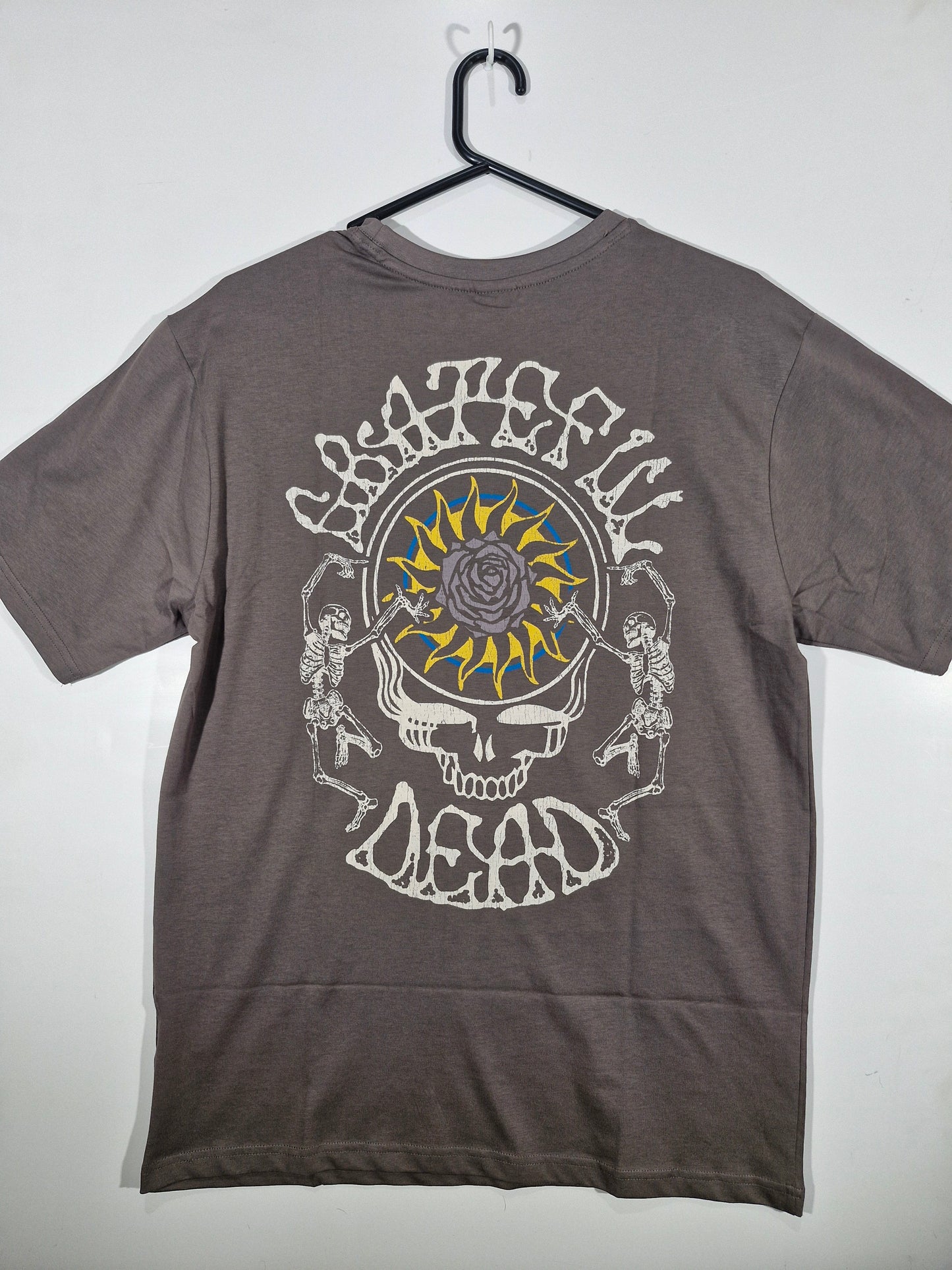 Grateful Dead Skeleton Graphic Tee – Brown – Size Medium