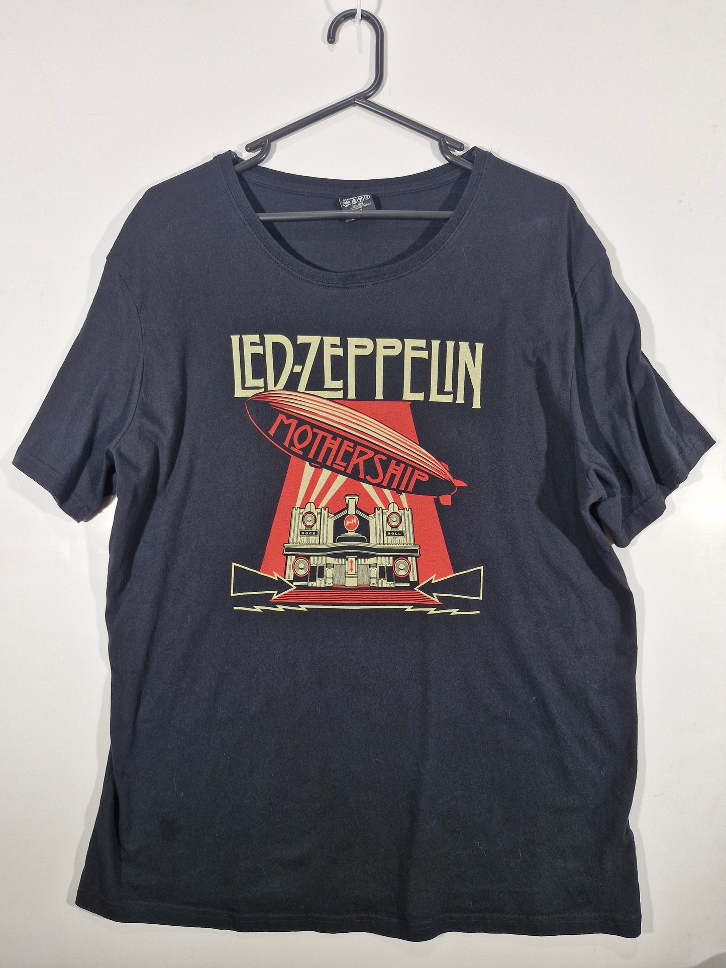 Led Zeppelin Mothership Graphic Tee – Black – Size 3XL