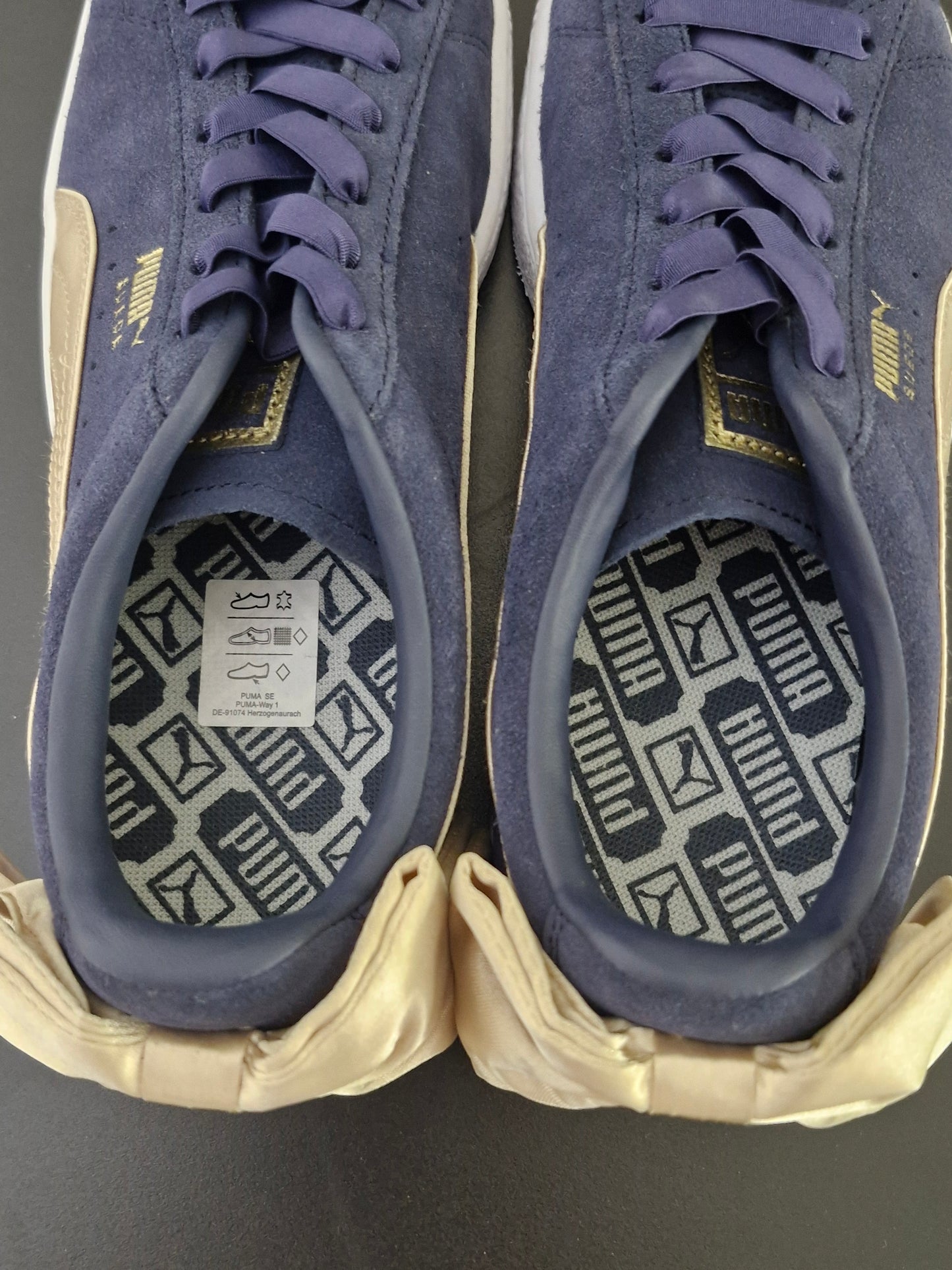 Puma Suede Sneakers - Blue/Gold/White - US Women's 9