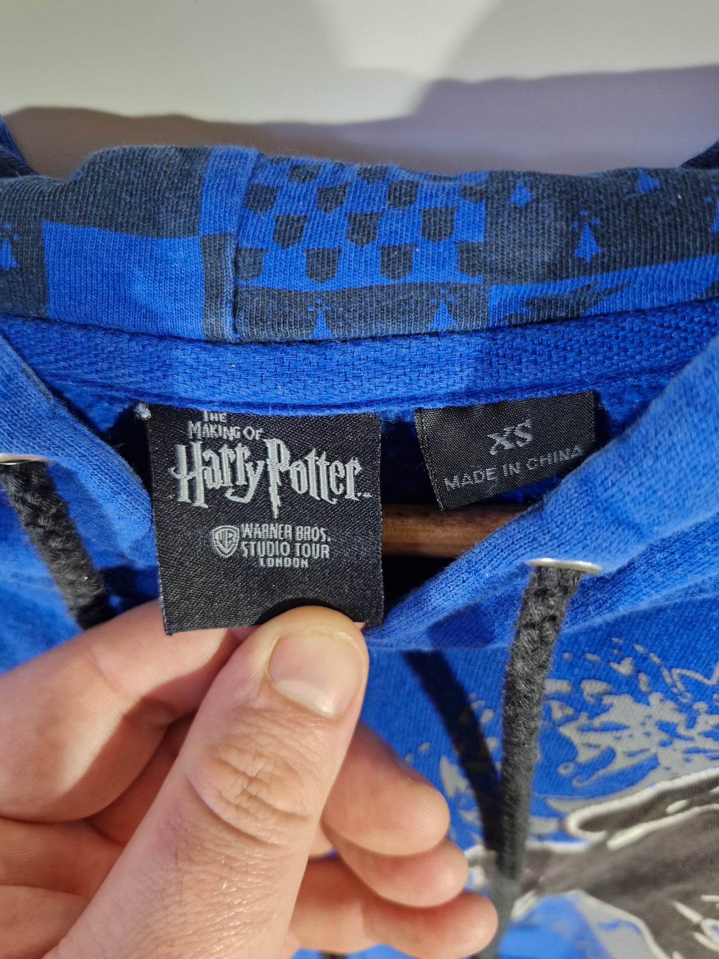 Harry Potter The Making of Harry Potter Ravenclaw Hoodie - Blue & Black - Size Men's XS