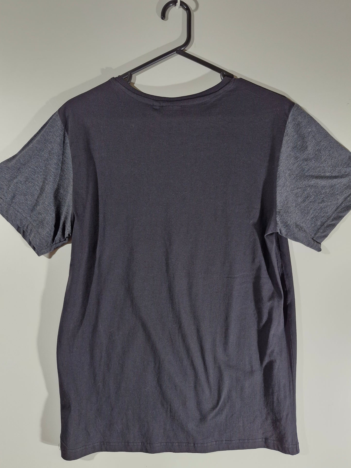 Wave Zone Graphic T-Shirt - Black Size - Men's Large