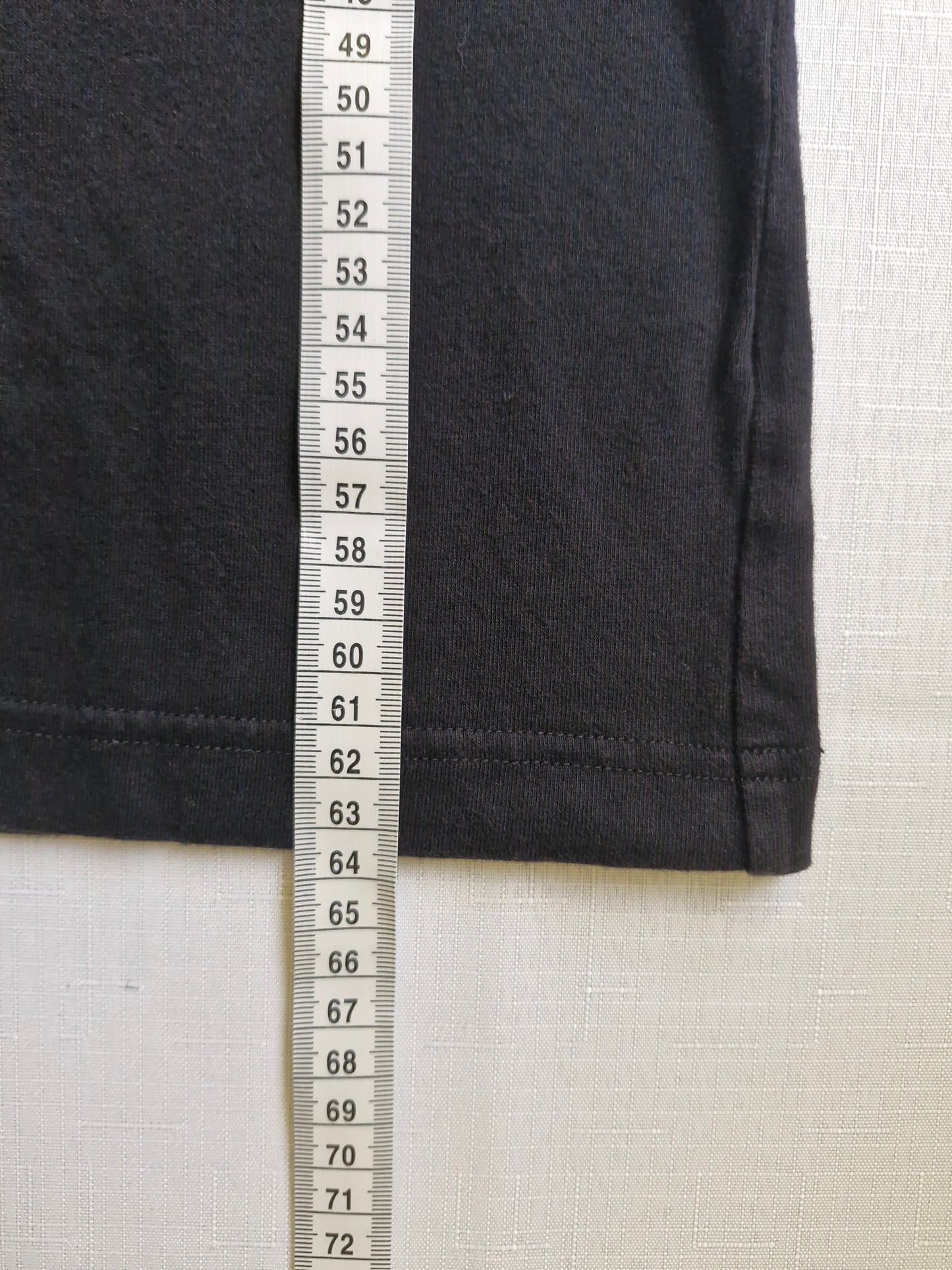 Uniqlo x One Piece Heart Pirates Graphic T-Shirt - Black - Size Men's Large