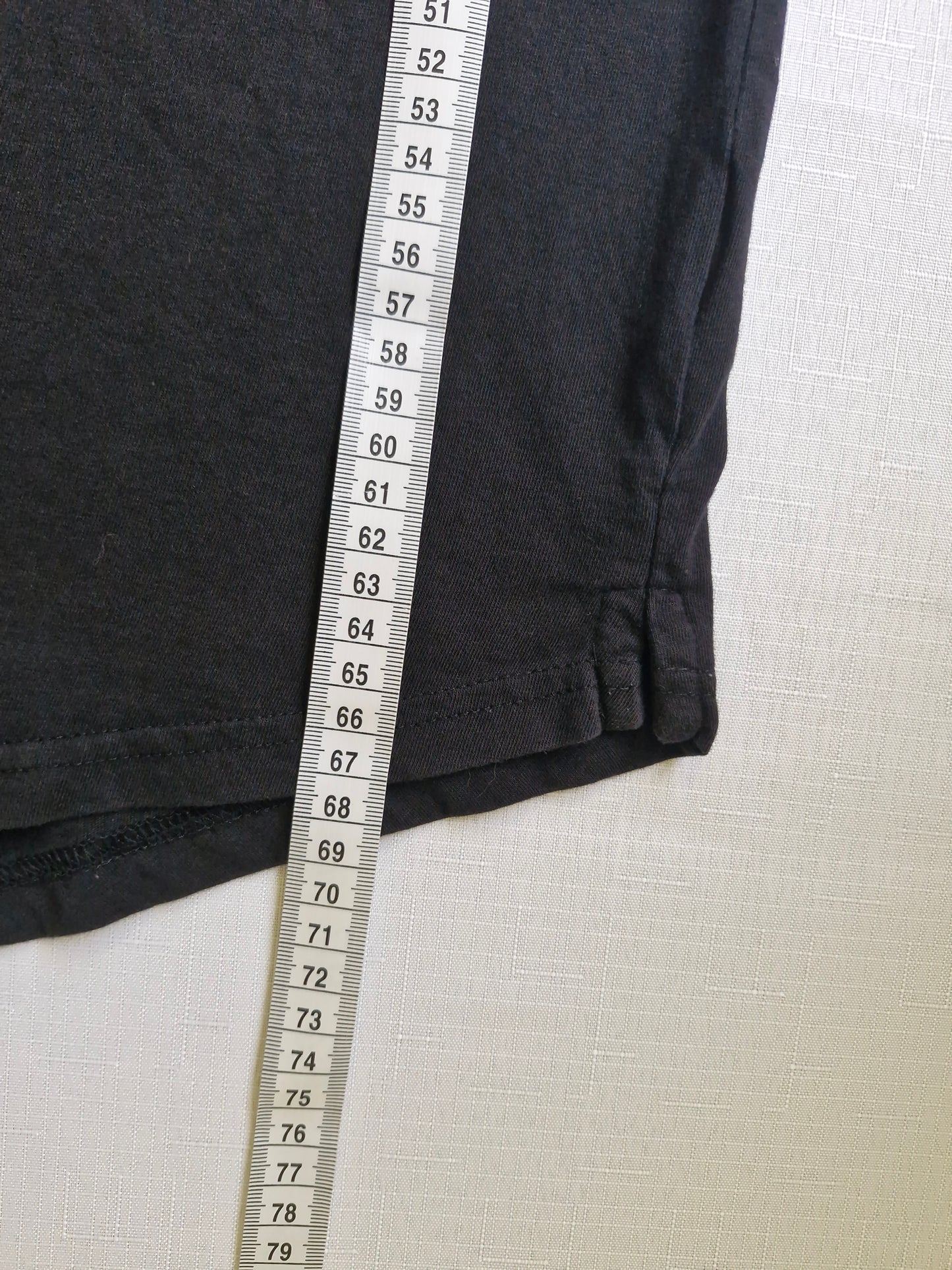LONGLINE World Movement Graphic T-Shirt - Black - Size Men's Medium