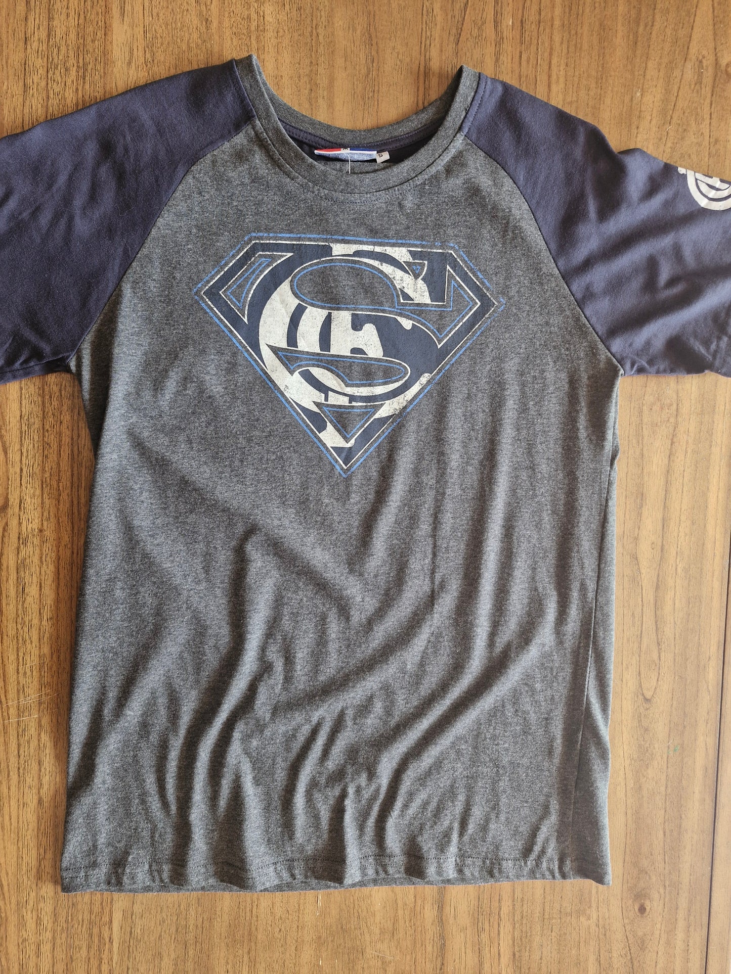 Superman x AFL Official Tee – Powers the AFL